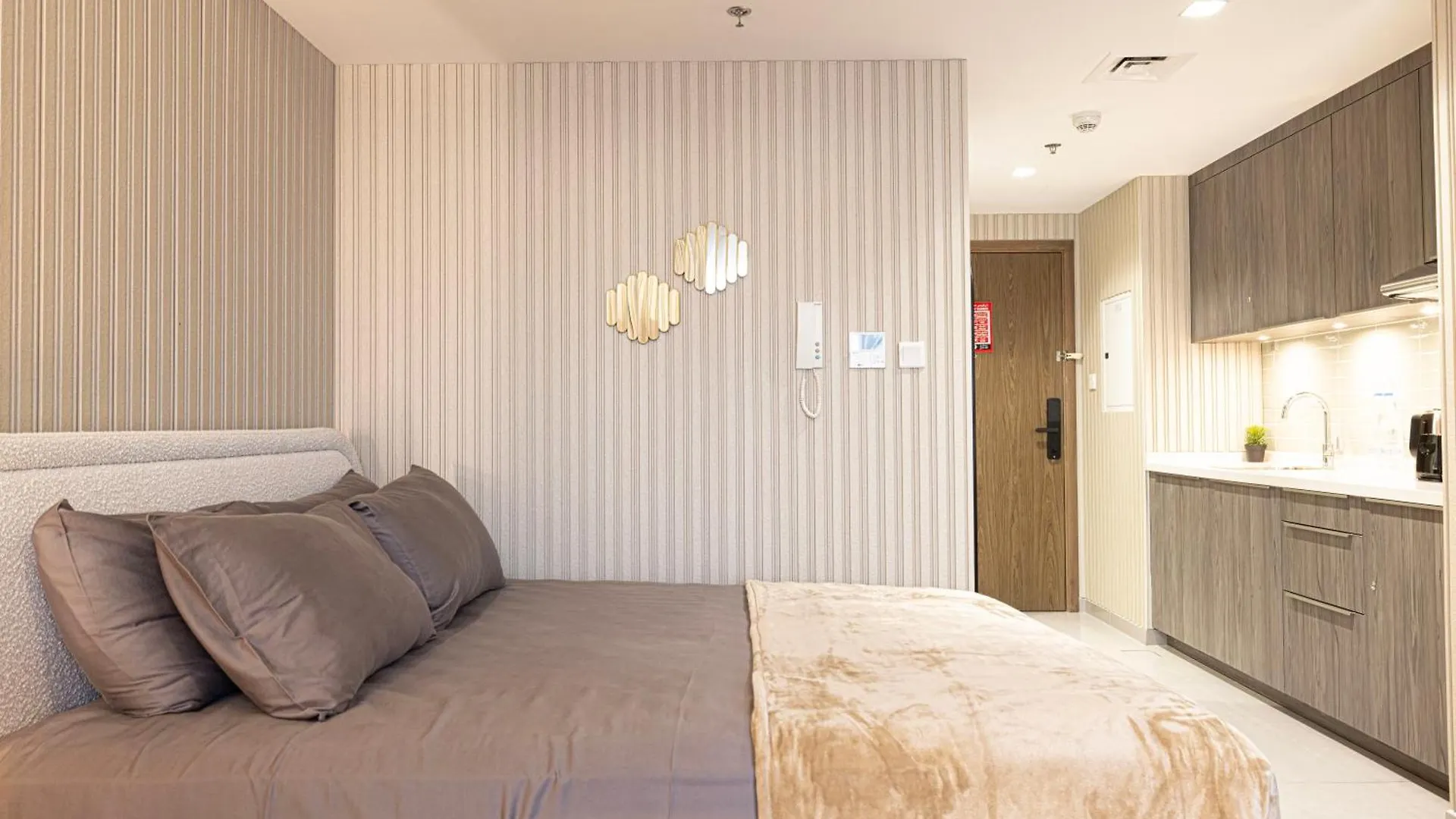 Апартаменты Downtown Gem At Al Zahia By Blue Cloud Шарджа ОАЭ